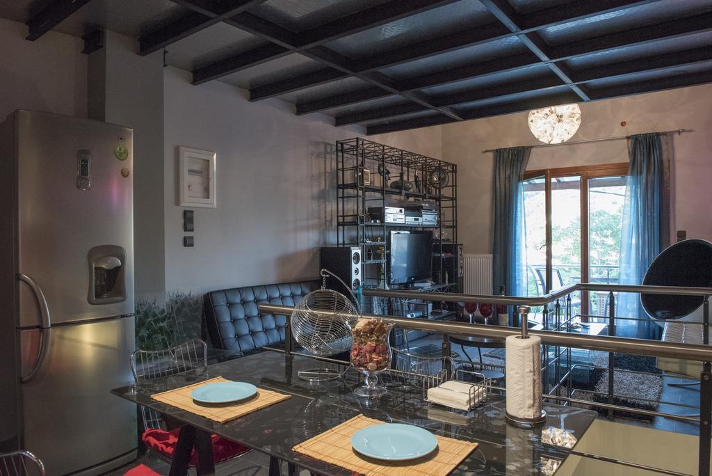 Odysseos St. Loft